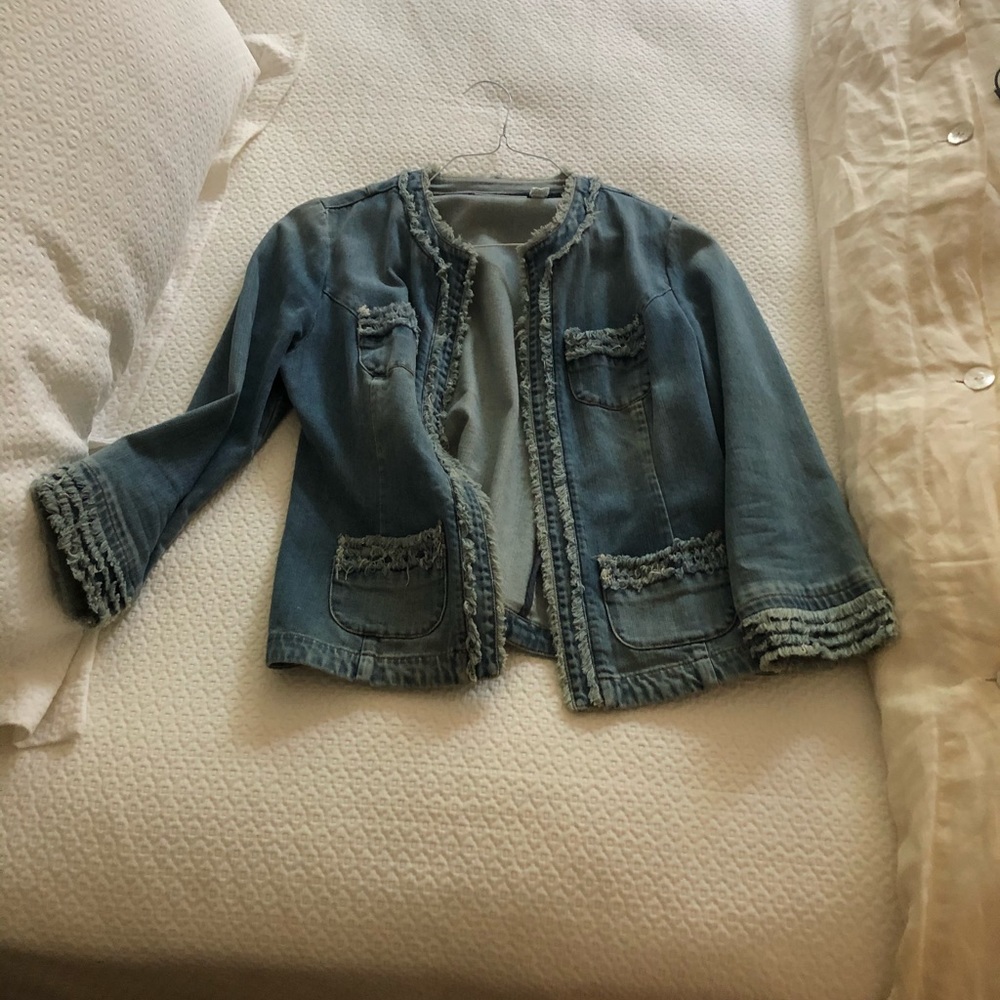 Denim chic jacket